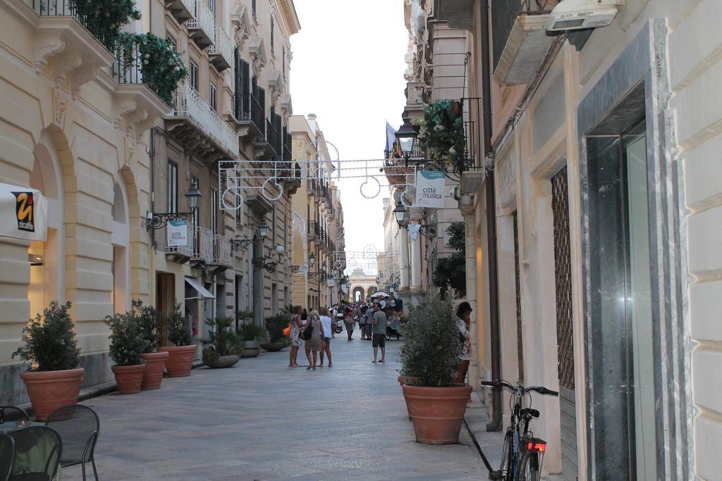 Torrearsa 17 Bed & Breakfast Trapani Exterior photo